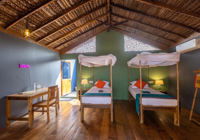 055a0401-hdr_gallery~~6401e060ec577