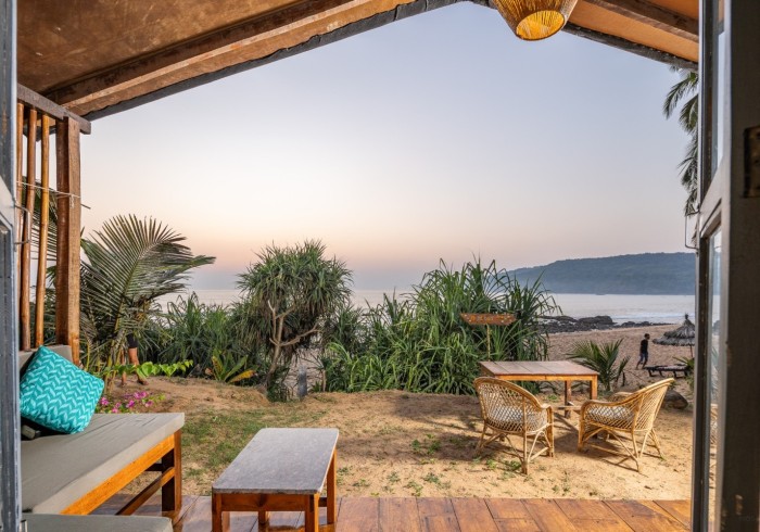 mos62864_gallery~~65af64a21d587