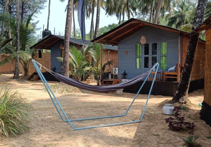 sea_view_hut_gallery~~654892154ef9b