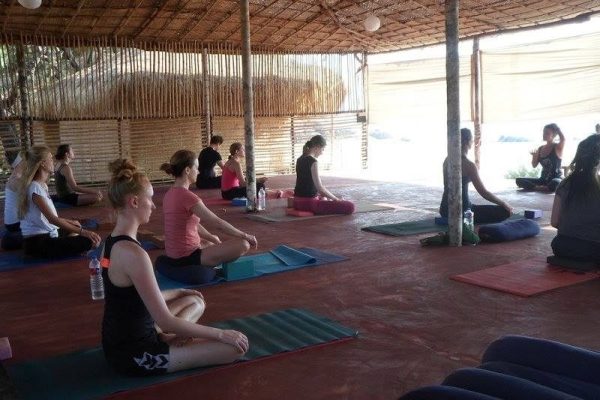 bamboo-yoga-retreat